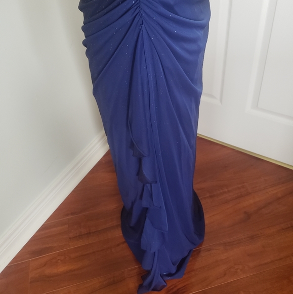 Long Dress - Picture 3 of 4